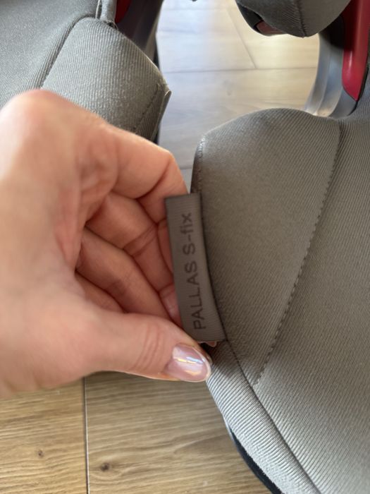 Foteliki Cybex Pallas S-Fix 15-36 kg