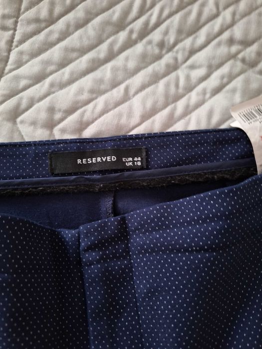 Spodnie Reserved 44