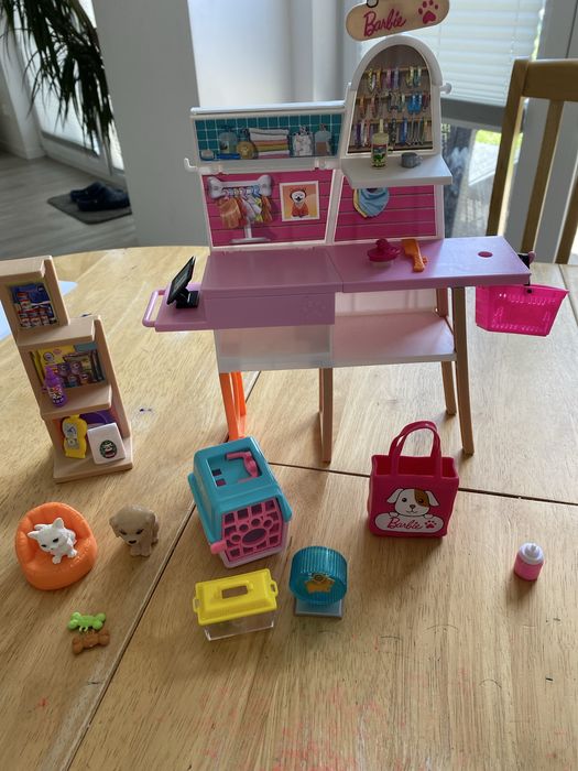 Zestaw Barbie Psi Salon Sklep dla zwierząt BEZ LALKI