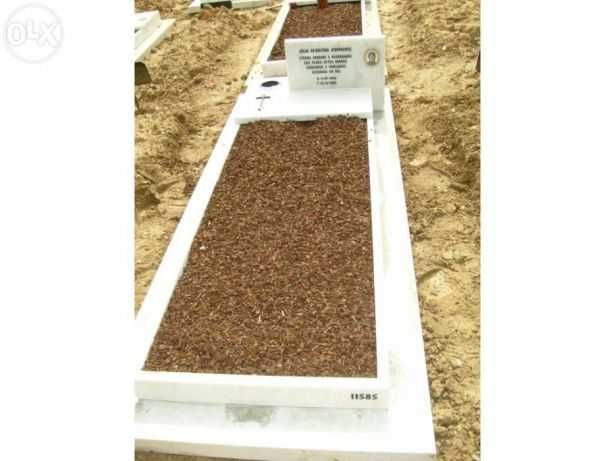 campas em granito e Estremoz