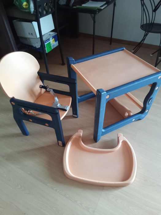 Jane Cadeira alta de criança convertível em cadeira e mesa pequena