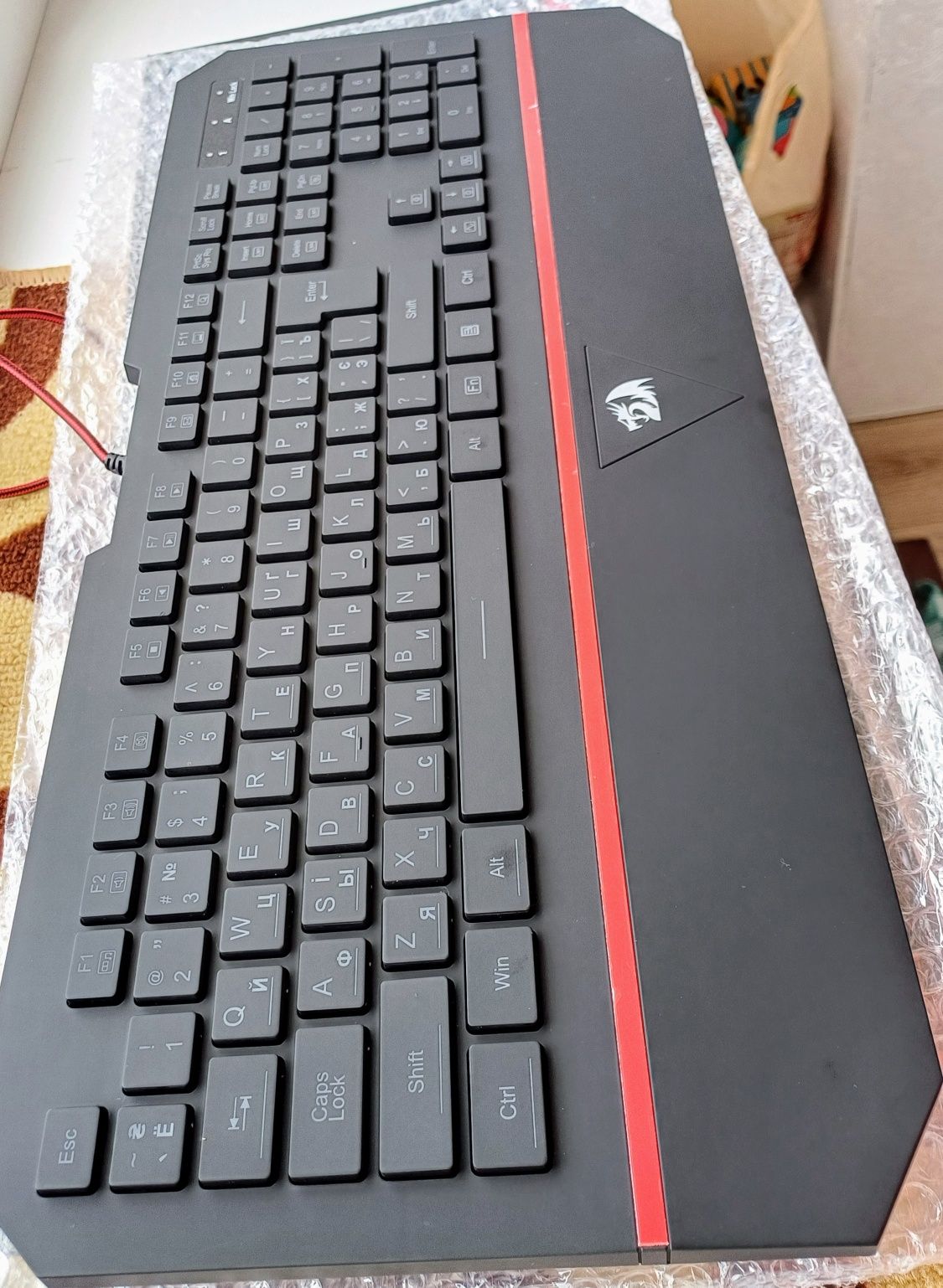 Дротова ігрова клавіатура REDRAGON KARURA2 UKR RGB