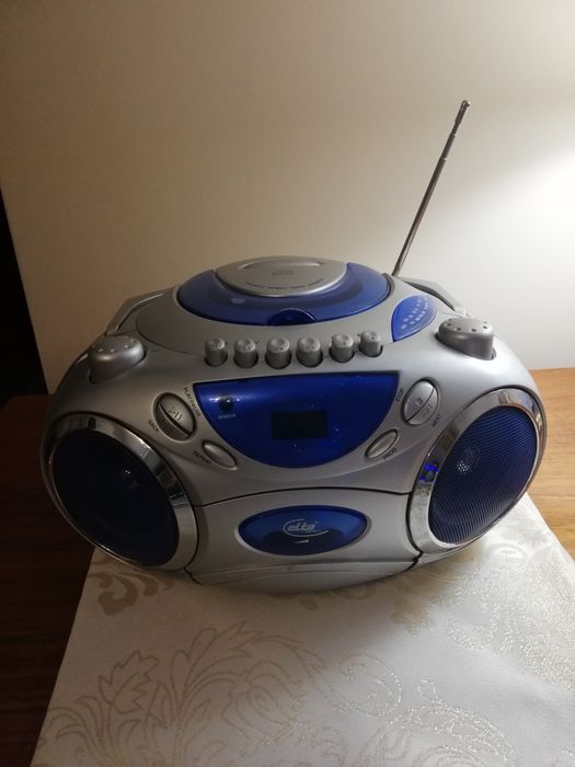 Radioodtwarzacz srebrny z nagrywarka+CD MP3 boombox retro vintage