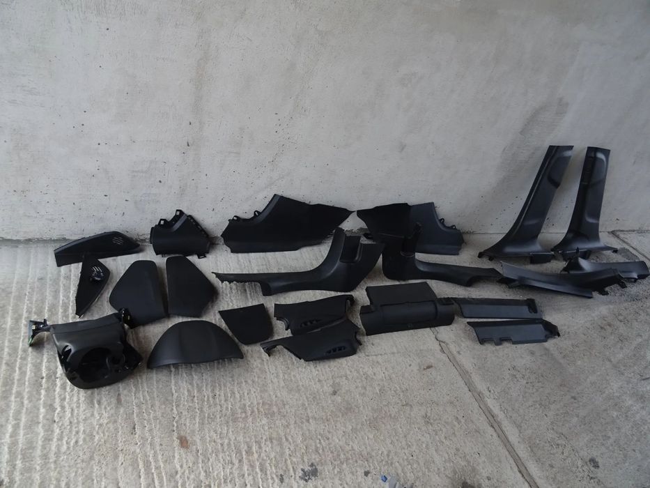 OPEL ZAFIRA C TOURER TAPICERKA BOCZEK LISTWA PRÓG DEKOR MASKOWNICA OSŁONA PANEL WYKŁADZINA