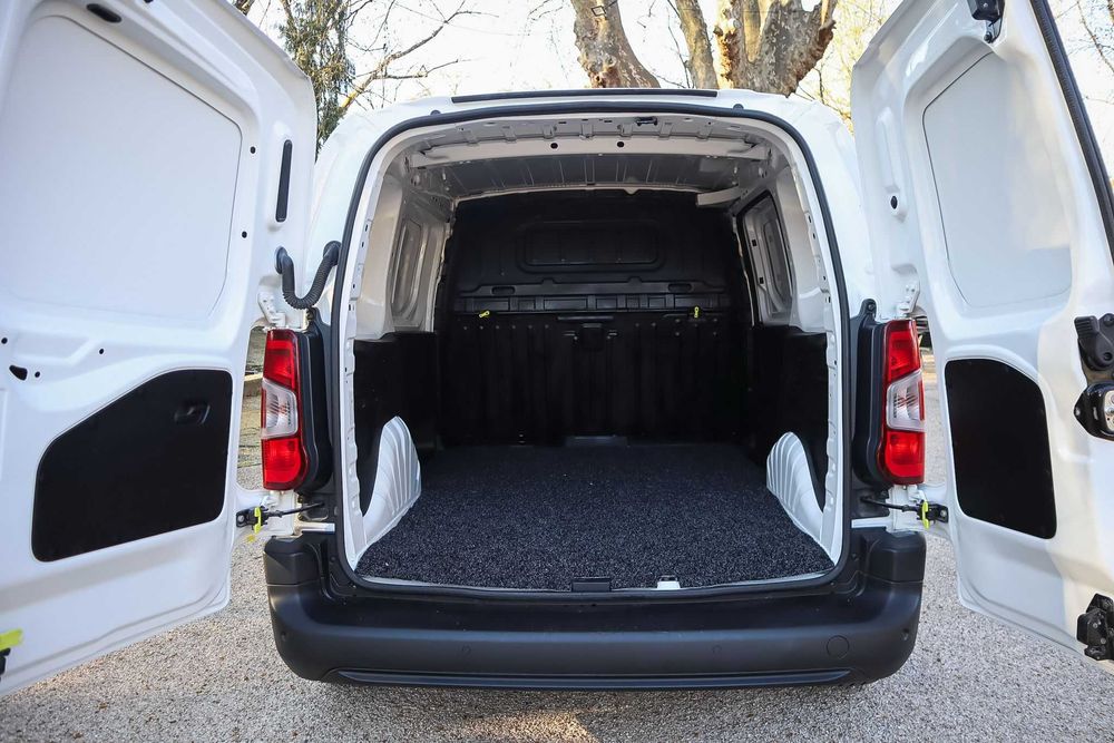 Peugeot Partner 1.5 BlueHDI 3L - Desde 186€/Mês