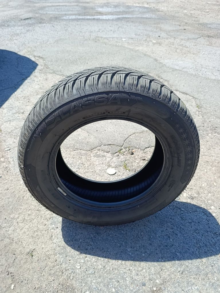Зимові шини б/у Lassa Snoways 4 2024 рік 185/65 r14