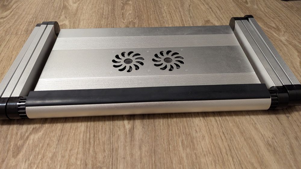 Stolik na laptopa UFT YOKO VIP silver