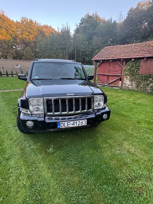 Jeep Commander Jeep Commander, super auto, dwa komplety opon