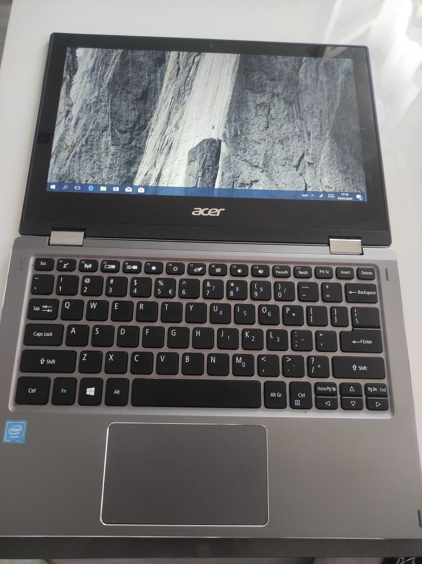 Laptop z ekranem dotykowym Acer