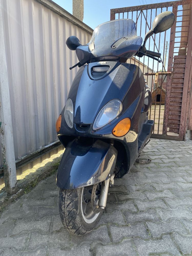 Yamaha skyliner 125