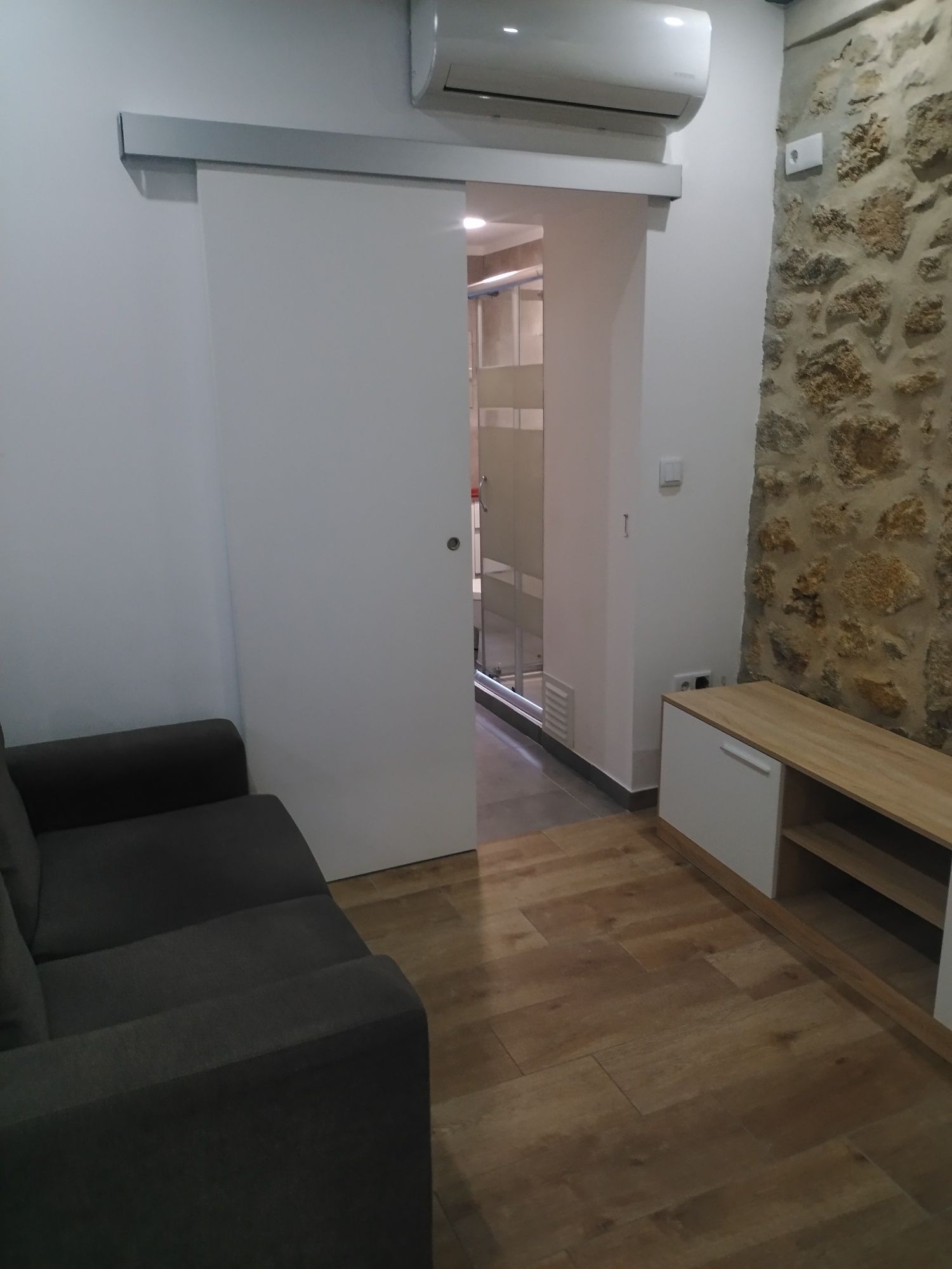 Alugo T0 em castelo branco