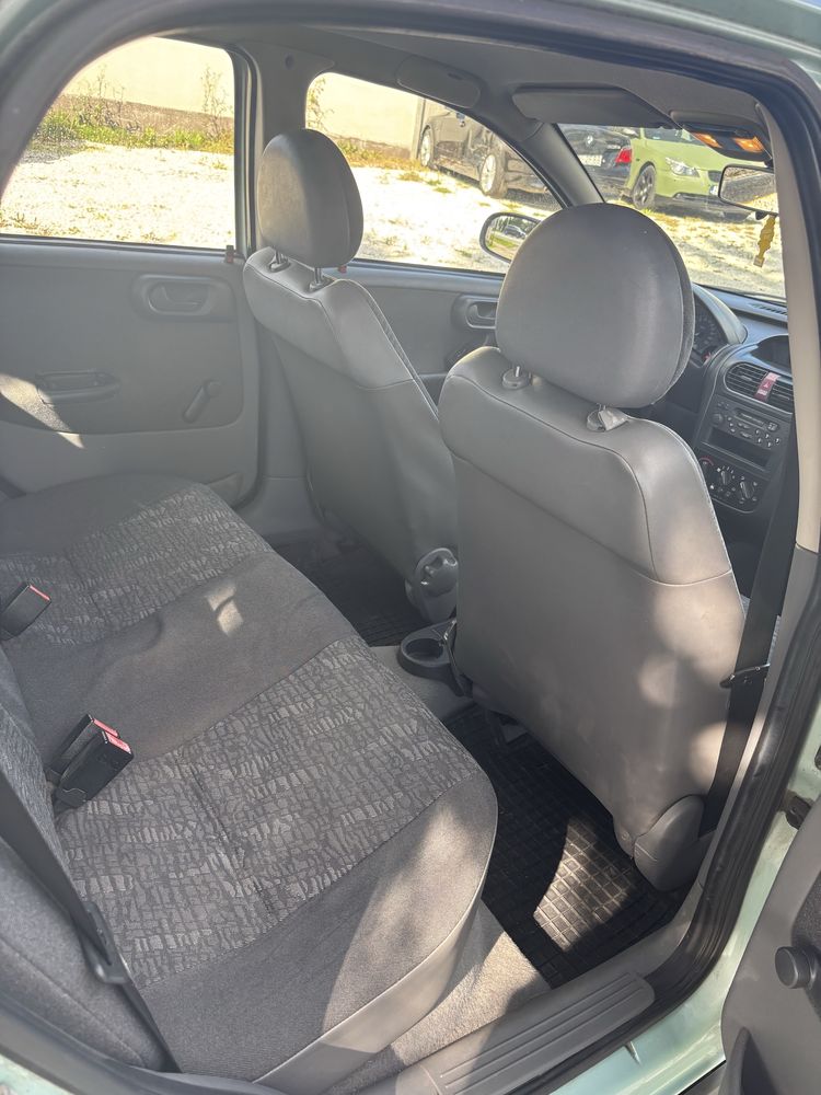 Opel Corsa 1.2B klima el szyby wspomaganie bez rdzy idealna
