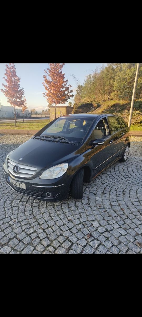 Mercedes B180 AMG 2.0CDI 110cv