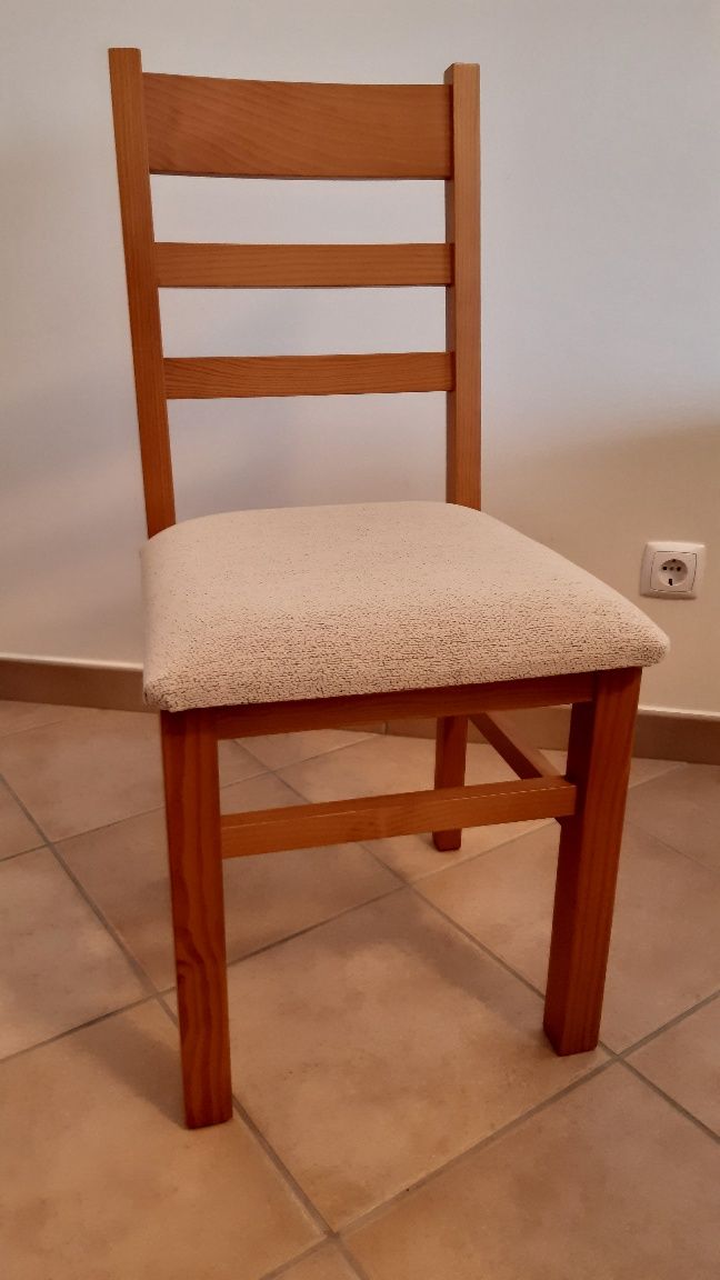 Mesa de Jantar extensível e 6 cadeiras