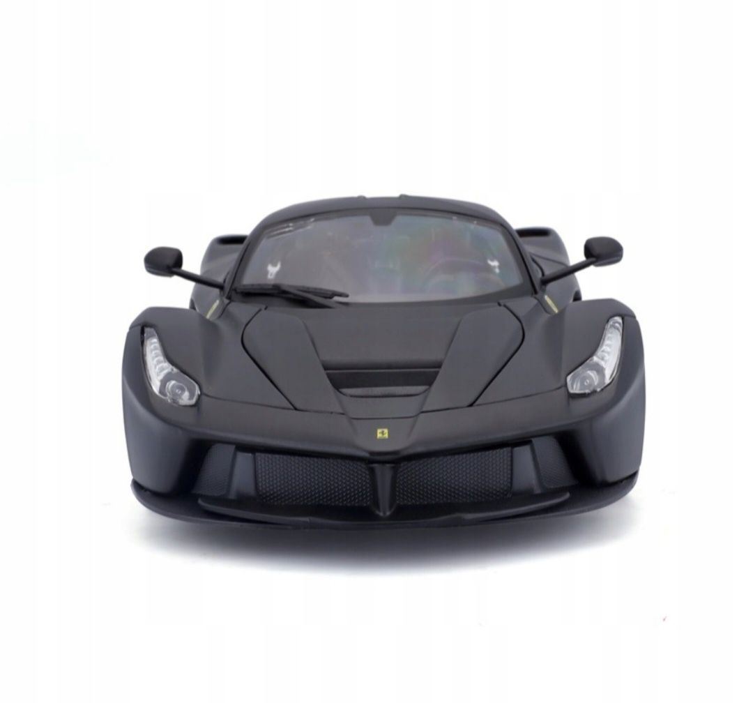 Model Bburago LaFerrari czarne, seria Signature, skala 1:18