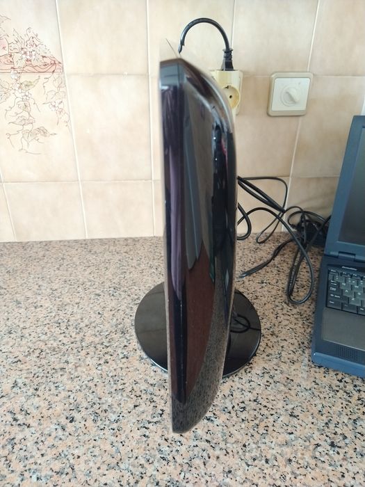 Monitor para computador PC portátil casa quarto apartamento vivenda.