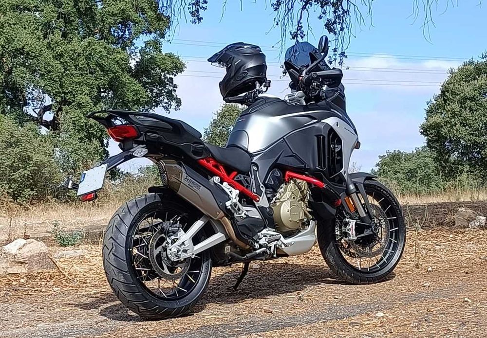 Ducati Multistrada V4 S Full