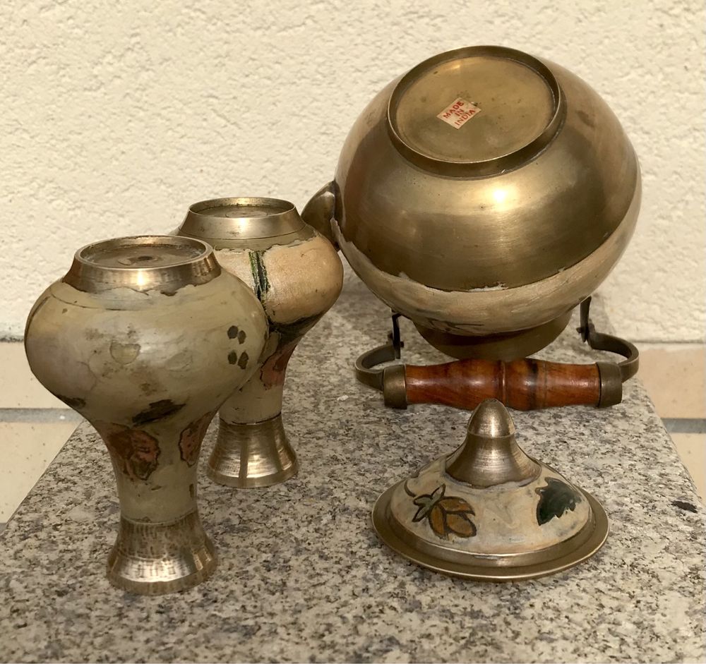 Conjunto de 3 jarras de latão