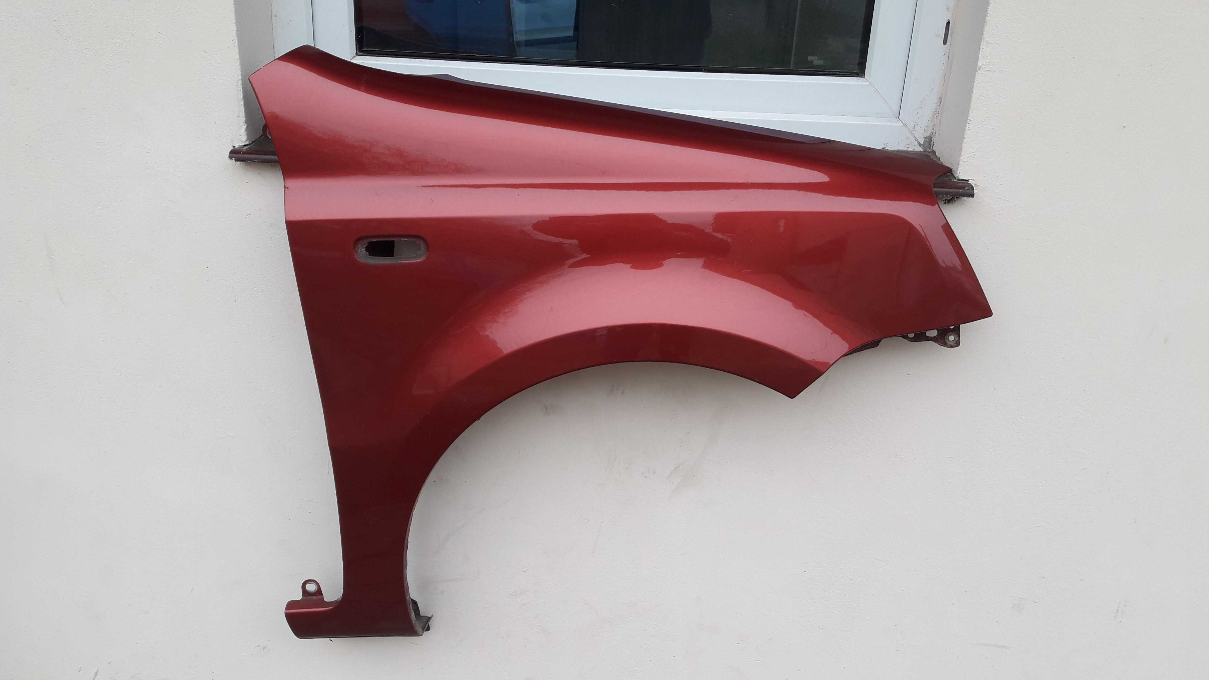 BŁOTNIK PRZÓD PRAWY Fiat Panda II pasuje 03 do 12 r. kod lakieru 132F