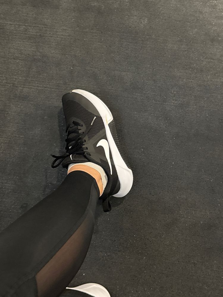 Кросівки жіночі Nike Mc Trainer 3 для залу