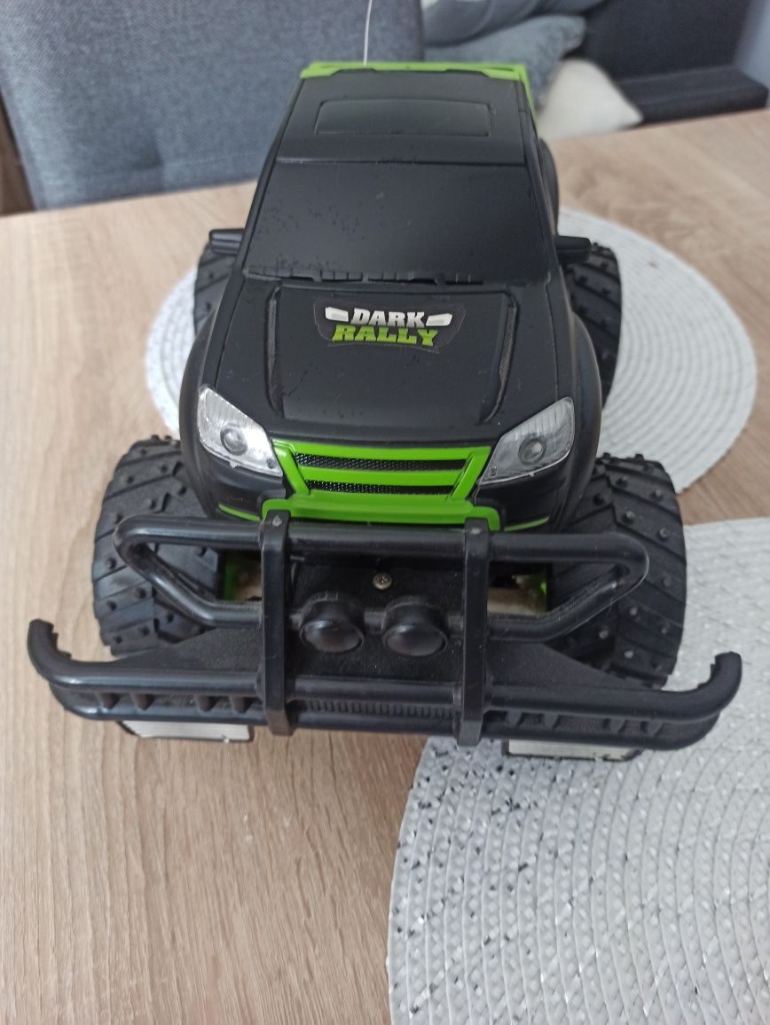 Sprzedam auto zdalniesterowane
