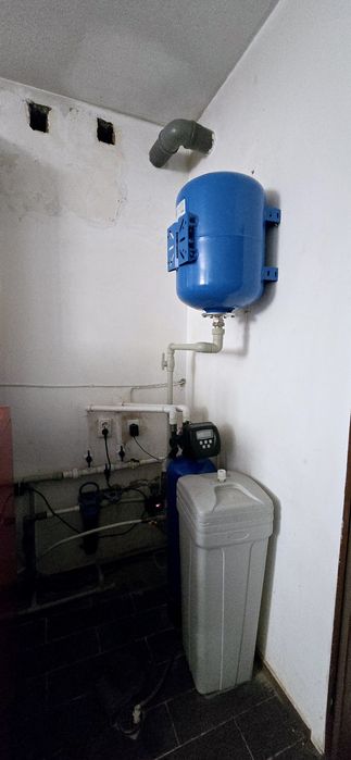 Будинок з басейном,  сауною, 15 соток землі