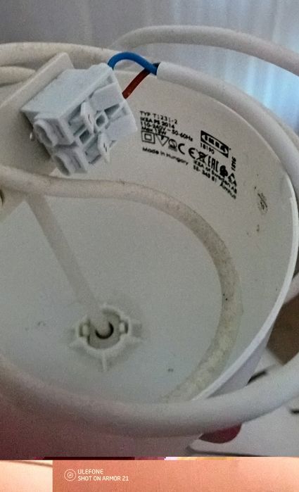 Candeeiro IKEA PS2014 amarelo e branco