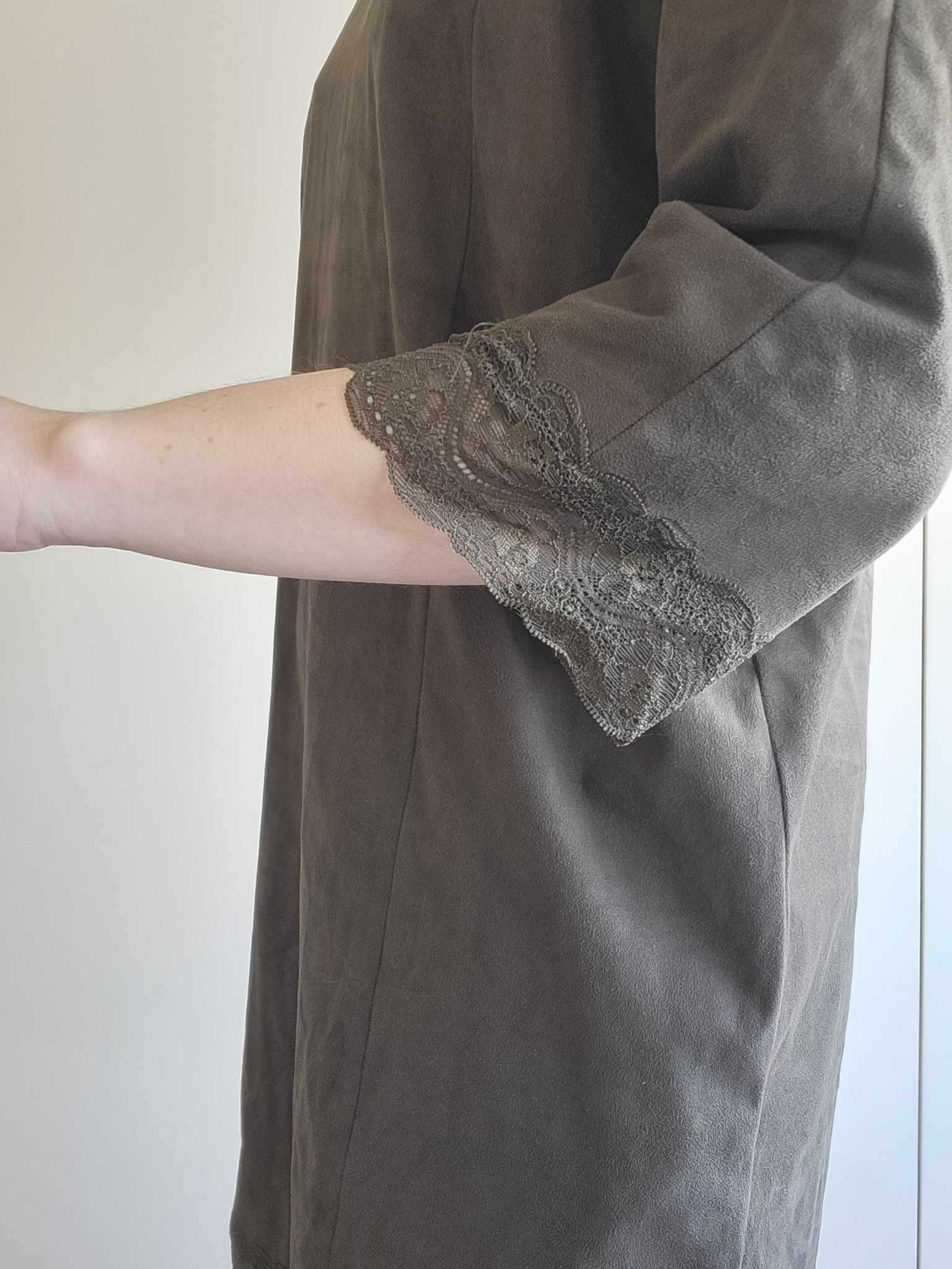 Vestido Camurça Verde Tropa com Renda - ZARA