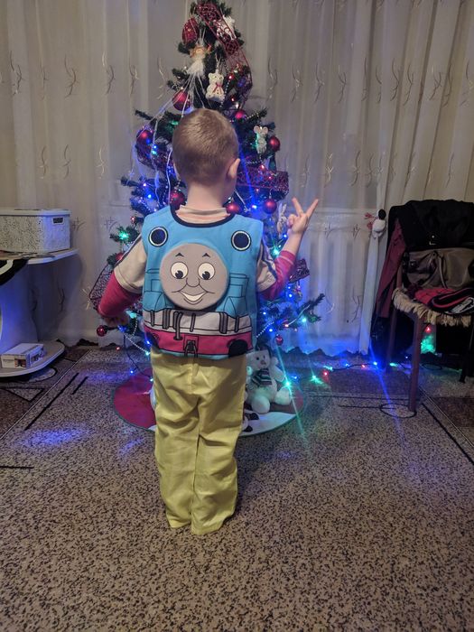 Ёлка искуственная-1,8м