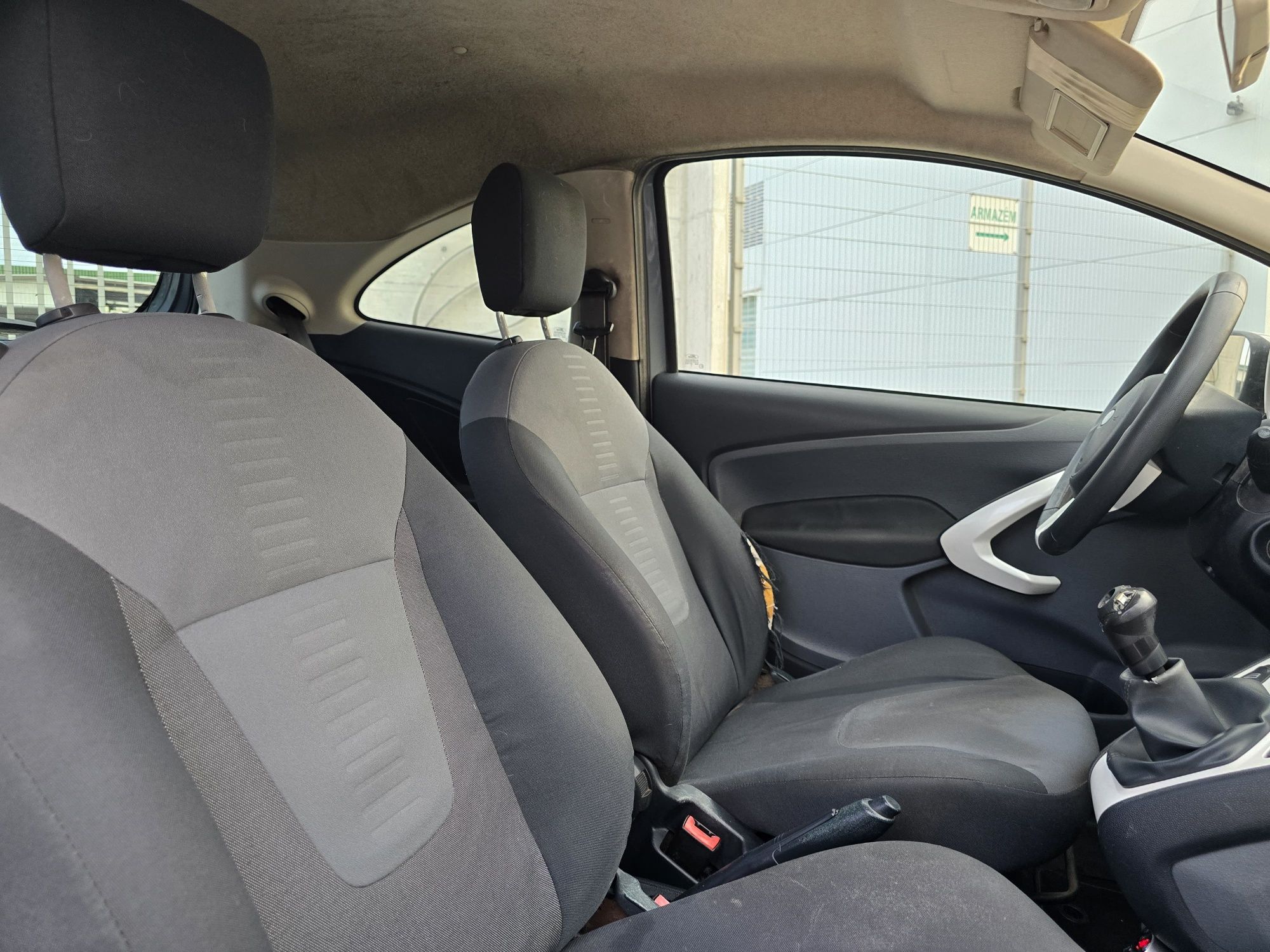 Ford Ka 1,2 i Titanium 2009 GPL.  2799