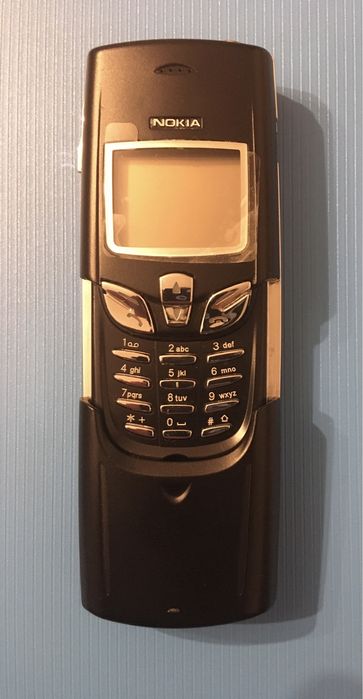 Nokia 8250 w metalowej obudowie imitującej nokię 8855 -ładniejszą 8850