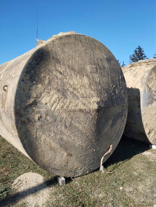 Продам бочки 25 кубов внутри оценкованые