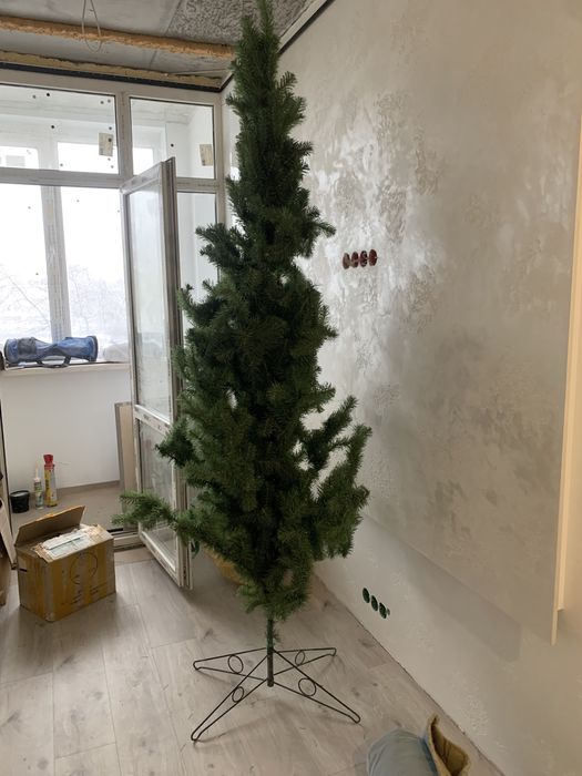 Ёлка искуственная 2.5 метра