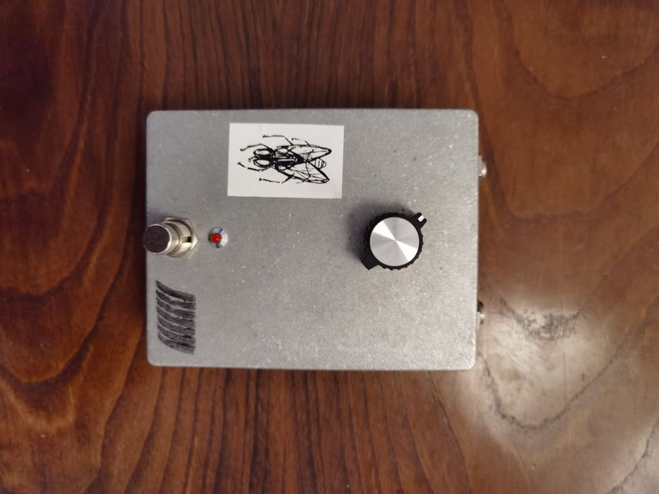 Fuzz clone EarthQuaker