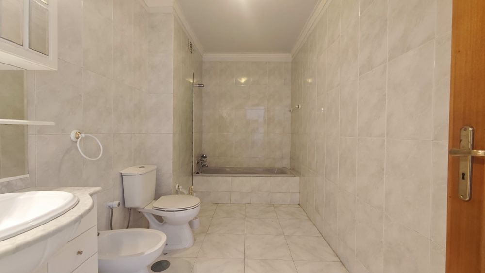 Apartamento T1 na praia da Amorosa