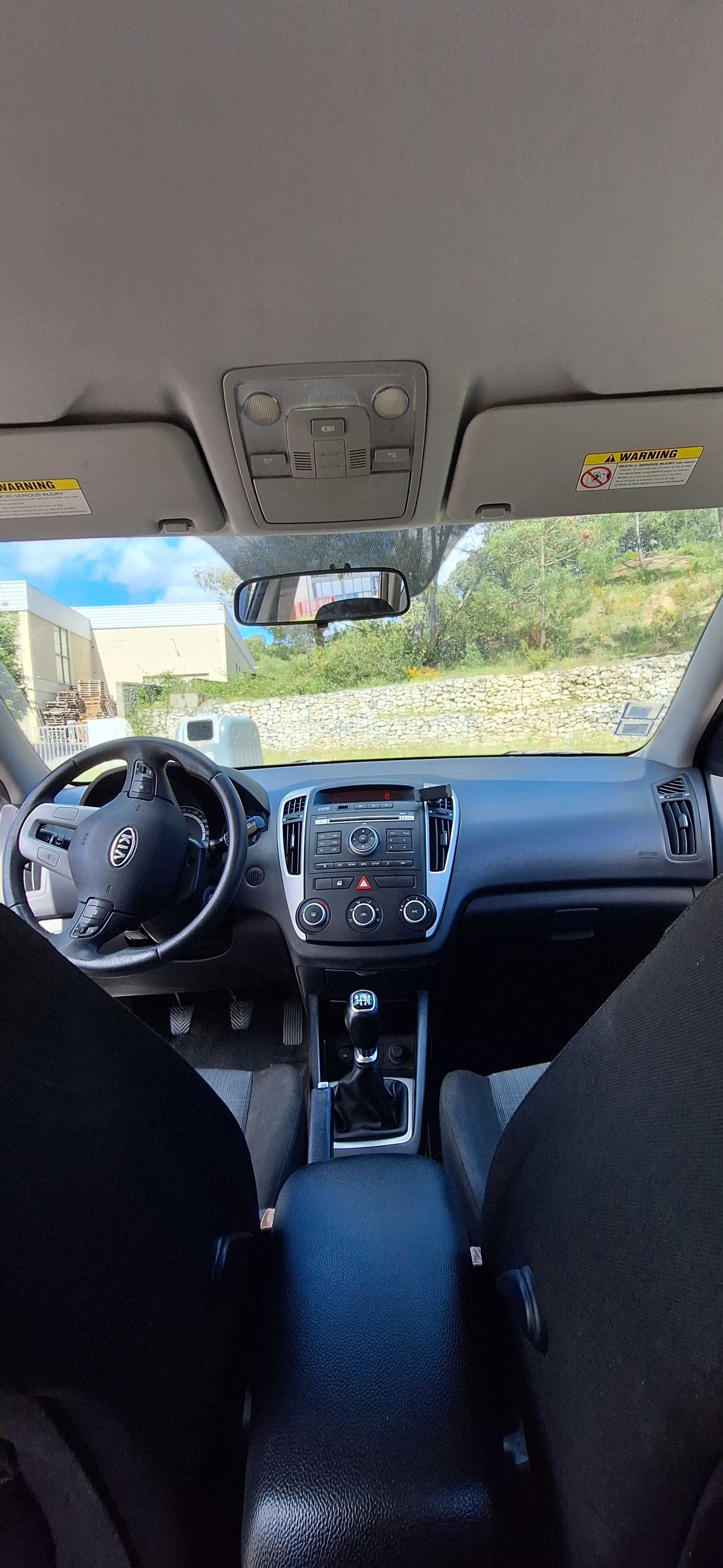 Kia ceed 1.6 CRDI 5p versão 125 CV