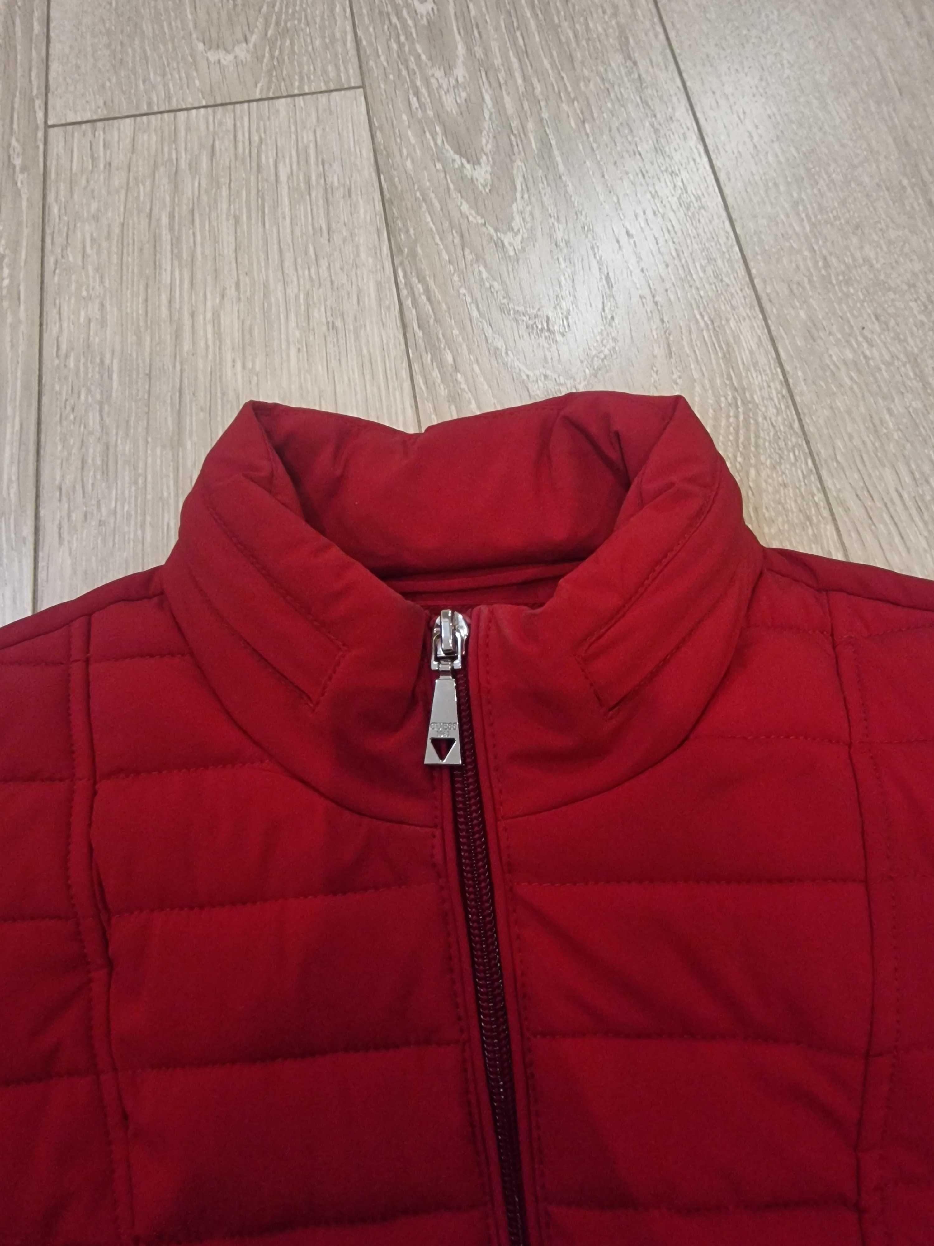 Куртка Guess р.S