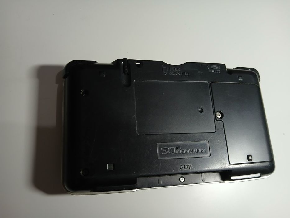 Nintendo DS Classica c/ muitos jogos