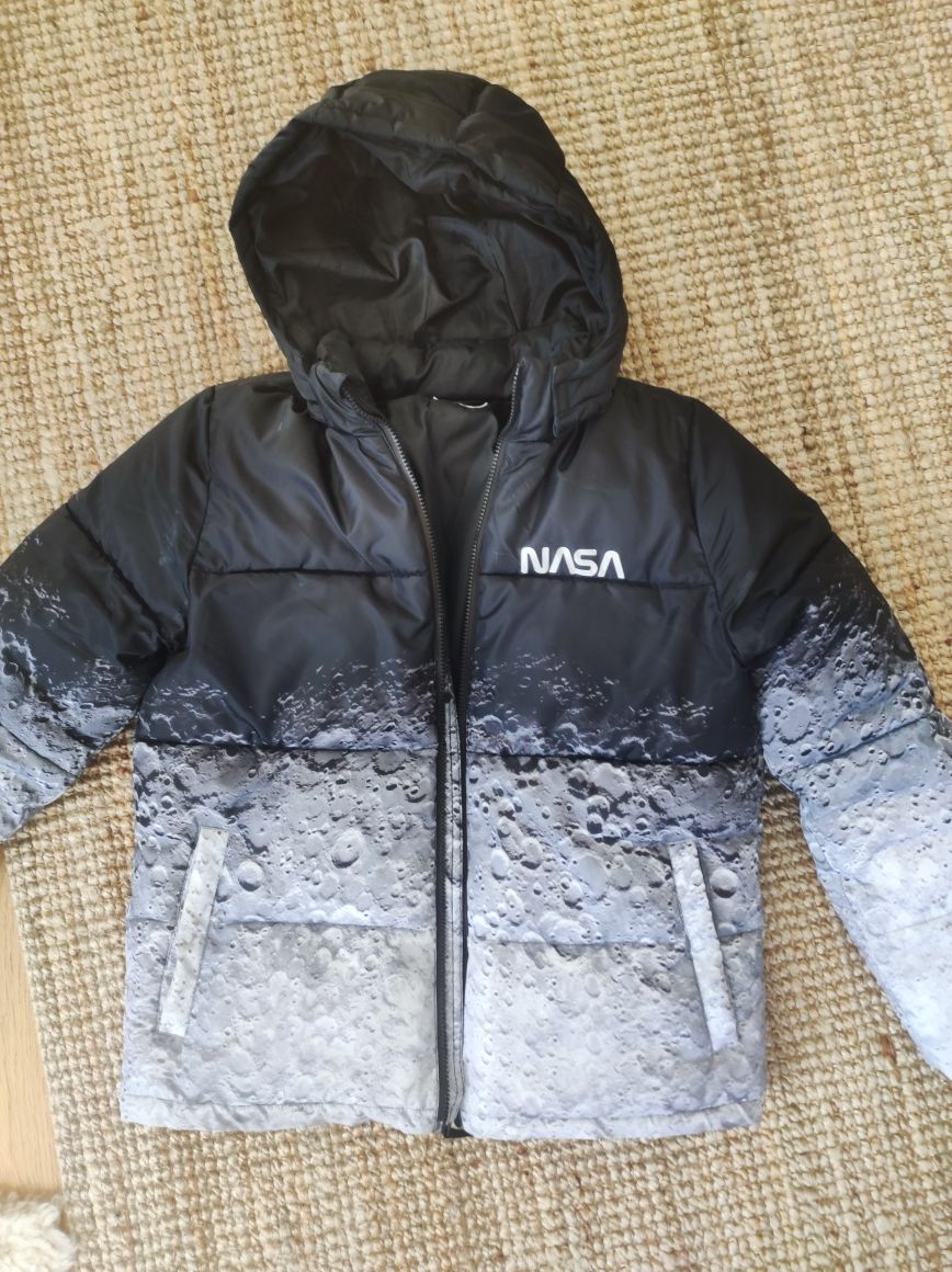 Chłopięca kurtka zimowa NASA marki H&M