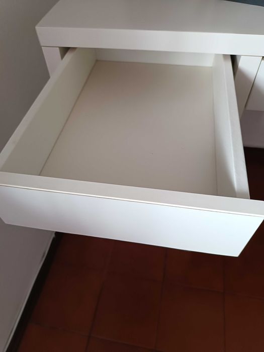 Secretaria ikea como nova