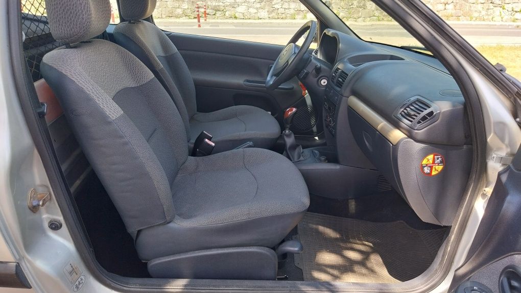 Renault Clio 1.5 Dci Van+AC 2006