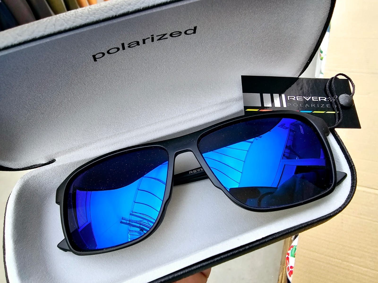 Okulary przeciwsłoneczne męskie Polaryzacyjne marki Revers nowe