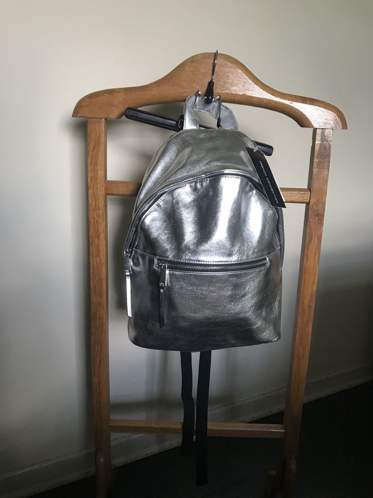 Срібний рюкзак French Connection