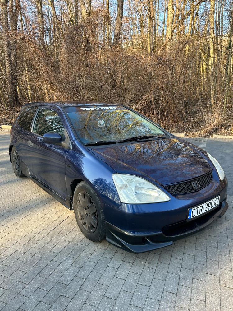 Honda civic vii.