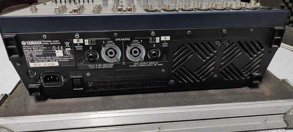 Yamaha EMX5014C como nova