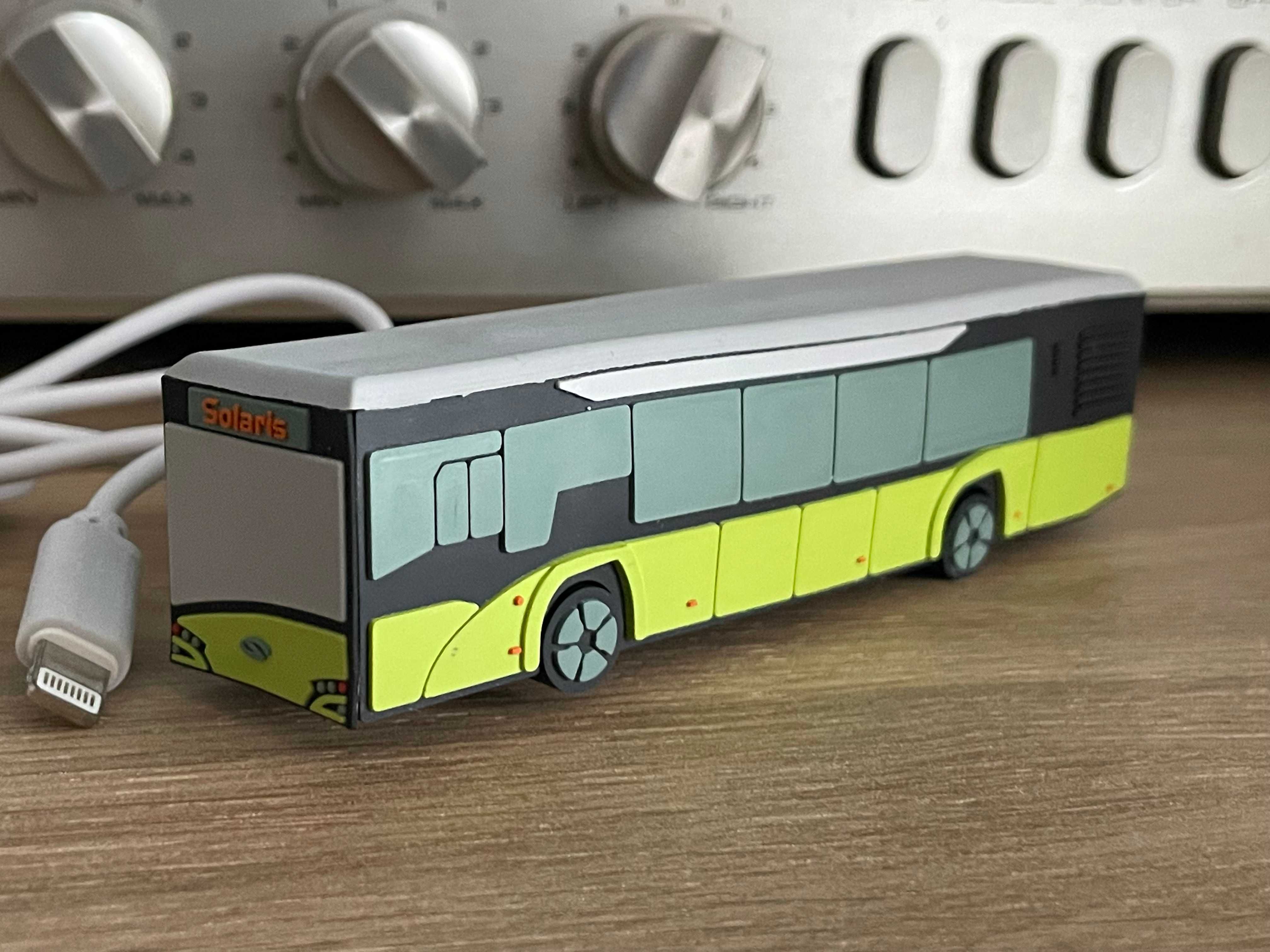 power bank autobus - komunikacja miejska