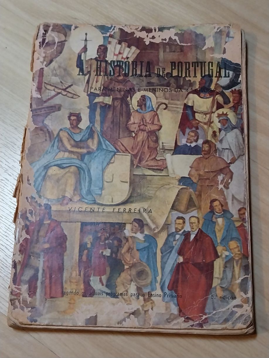 Livro antigo de História de Portugal