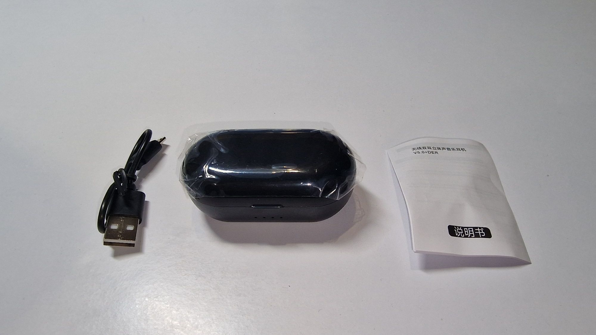 Бездротові навушники TWS Y50 з Bluetooth 5.0 та кейсом, чорні