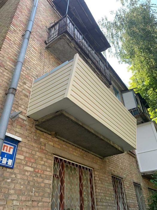 Розширення (збільшення) балконів та лоджій, зварювальні роботи