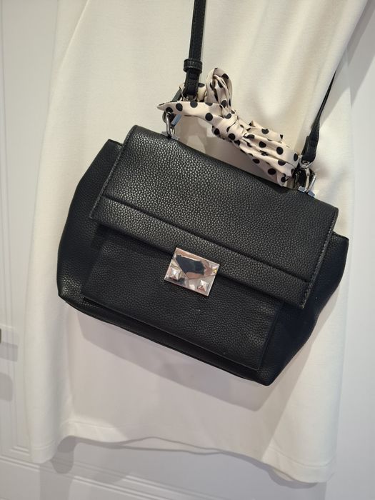 Zestaw sukienka z torebka Mango